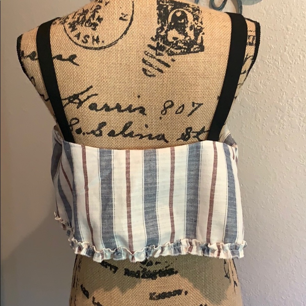 💞NWOT crop top 3 for 15.00 - Picture 3 of 6